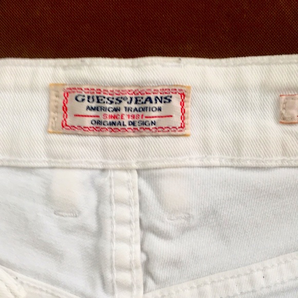 Guess High-Rise Crop Skinny Jeans - Iconic Style & Comfort! - Picture 11 of 13